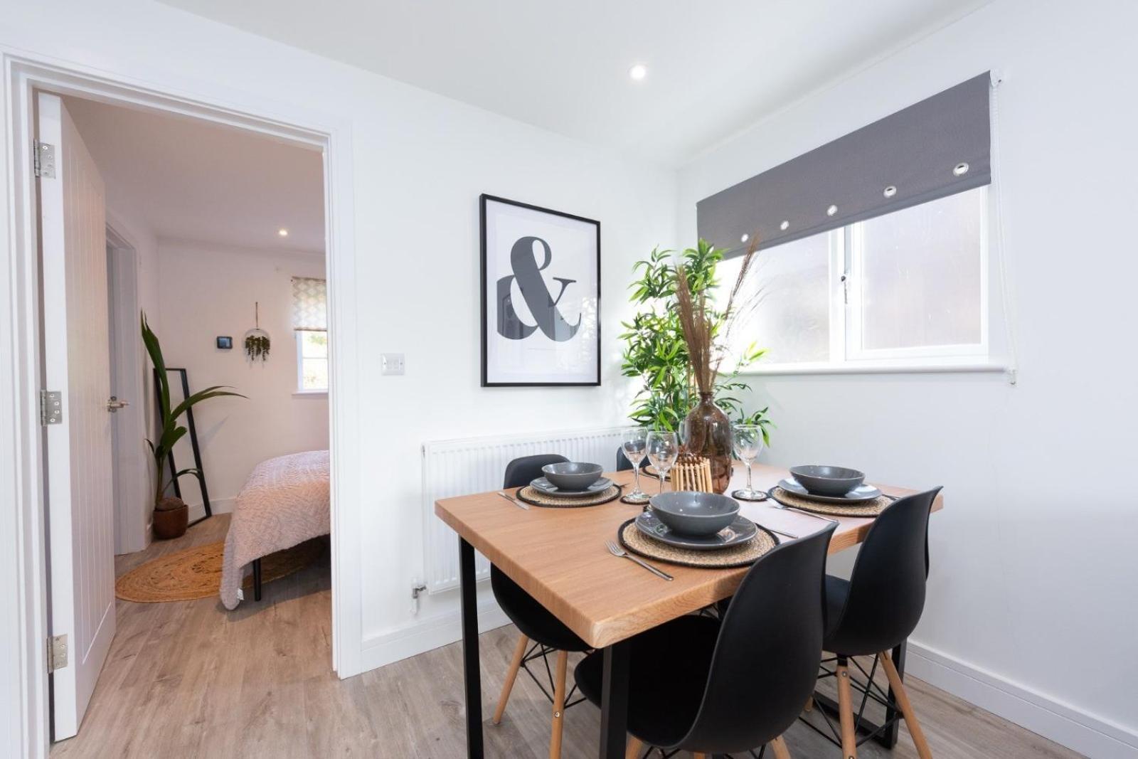 Bridge House Apartments - Free Parking Shottery المظهر الخارجي الصورة
